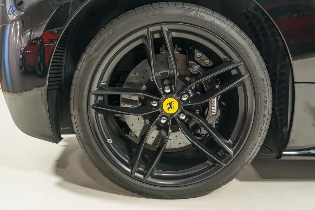2018 Ferrari 488 Spider - Image 25 of 31