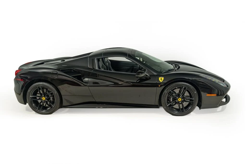 2018 Ferrari 488 Spider - Image 10 of 31