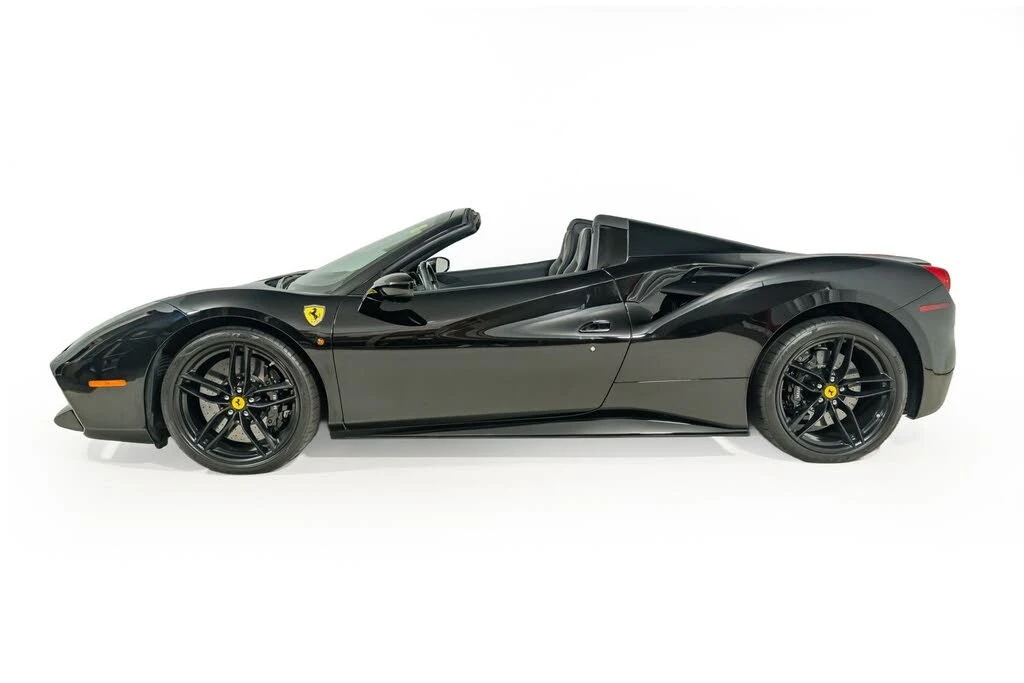 2018 Ferrari 488 Spider - Image 15 of 31
