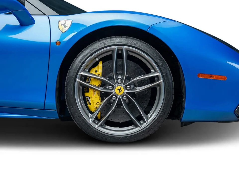 2018 Ferrari 488 Spider - Image 30 of 31