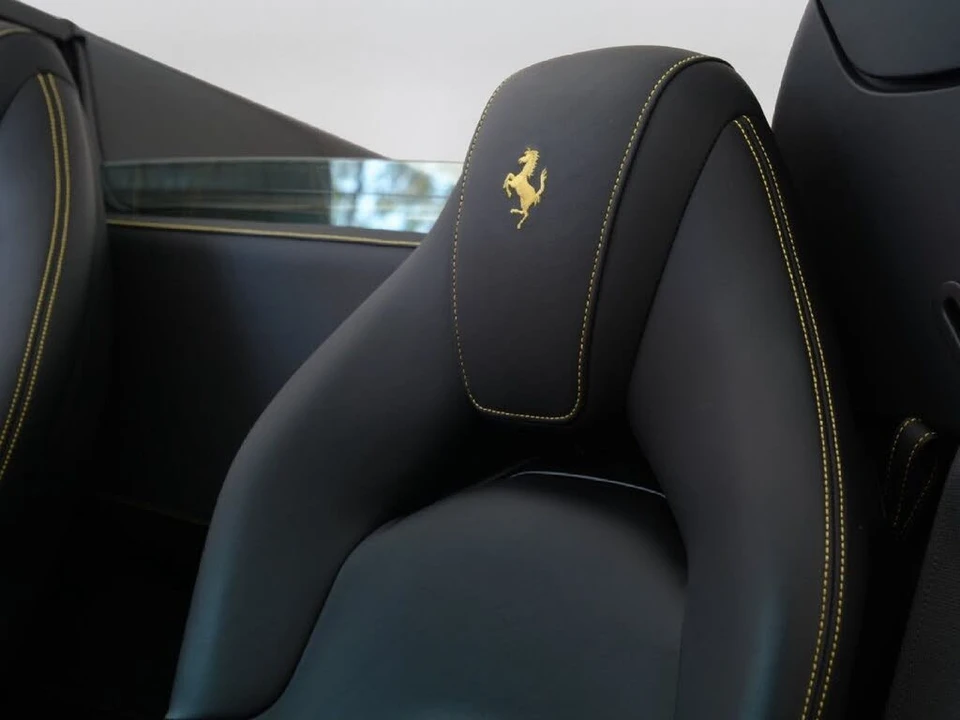 2018 Ferrari 488 Spider - Image 9 of 31