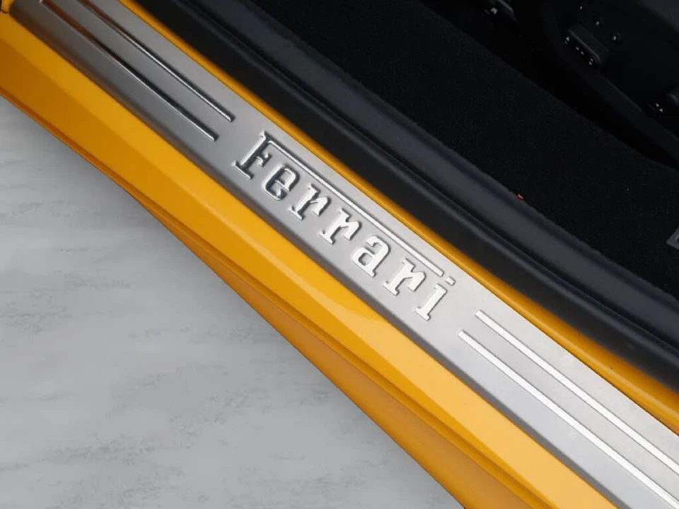 2018 Ferrari 488 Spider - Image 14 of 31
