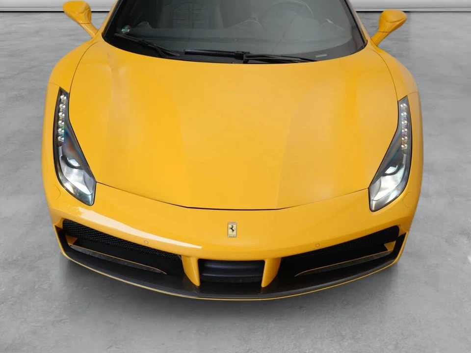 2018 Ferrari 488 Spider - Image 27 of 31