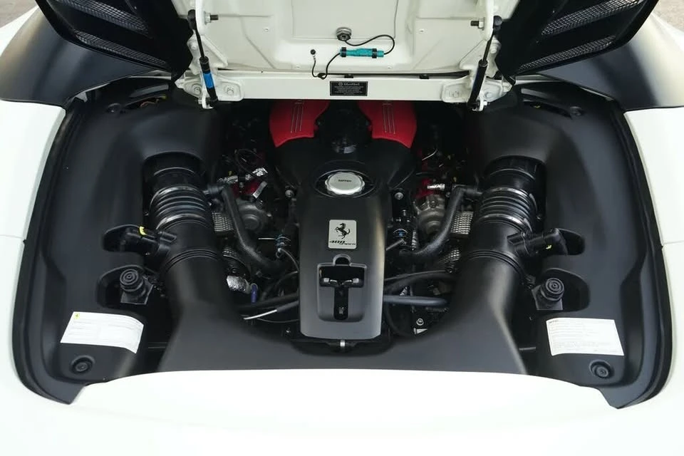 2018 Ferrari 488 Spider - Image 19 of 20