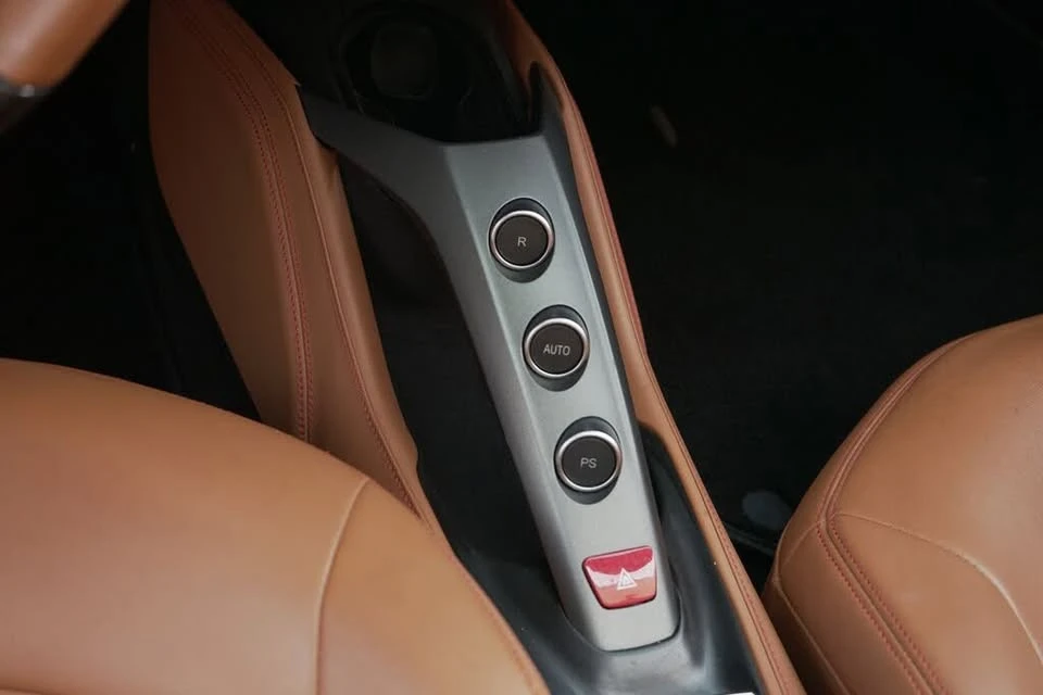2018 Ferrari 488 Spider - Image 16 of 20