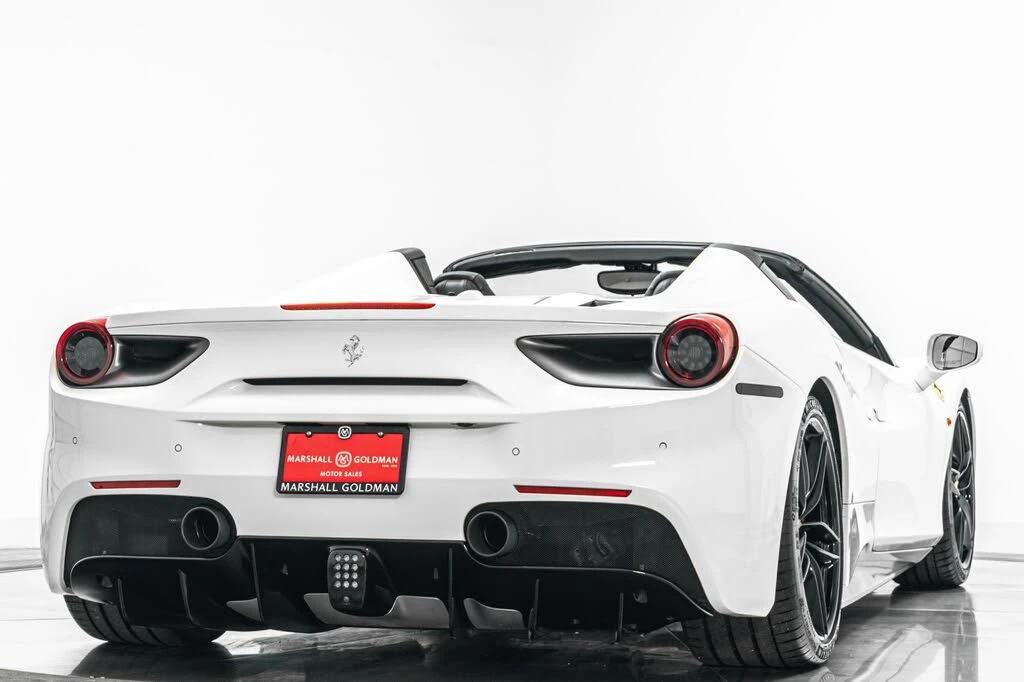 2018 Ferrari 488 Spider - Image 9 of 31