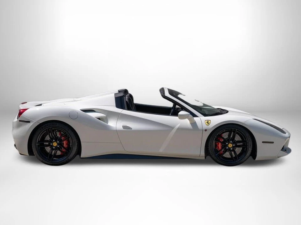 2018 Ferrari 488 Spider - Image 7 of 31