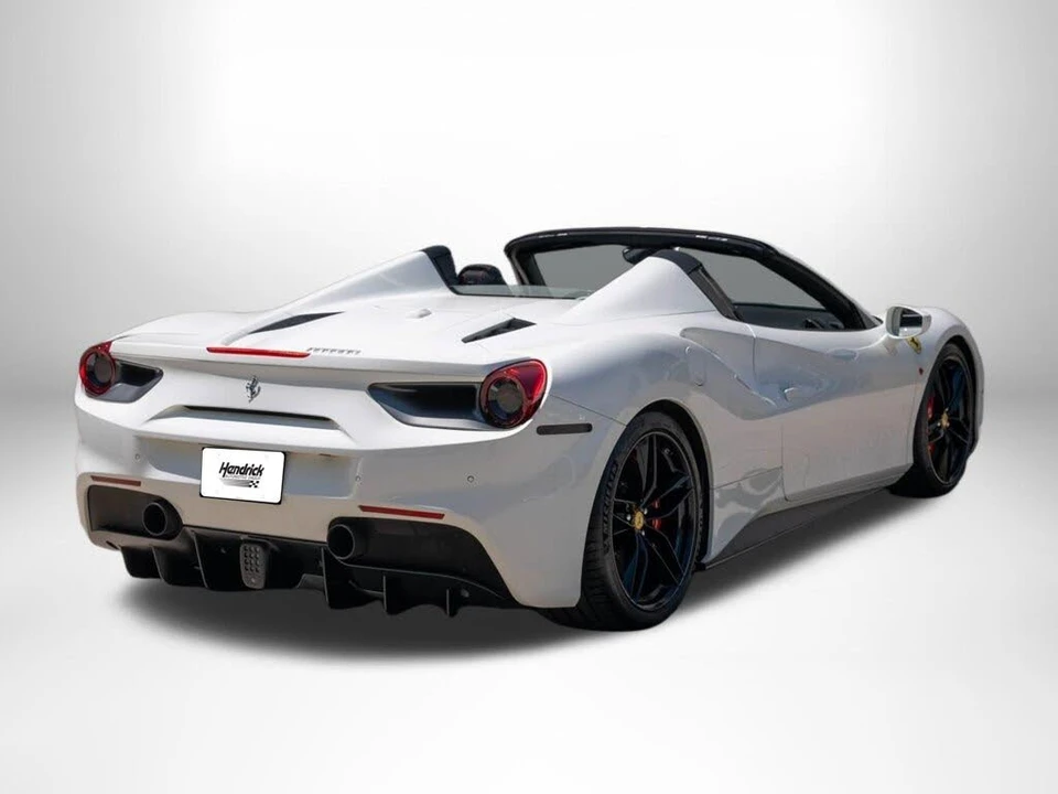2018 Ferrari 488 Spider - Image 8 of 31