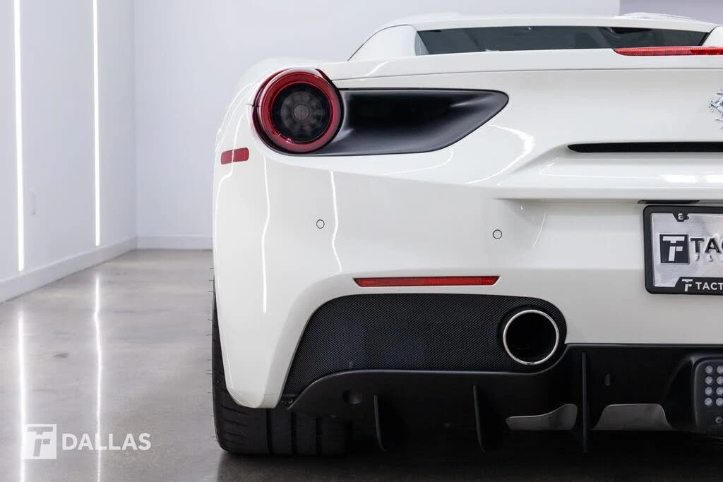 2018 Ferrari 488 Spider - Image 10 of 31