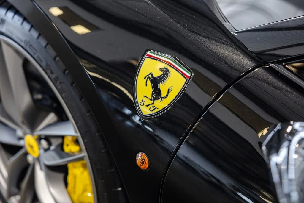2018 Ferrari 488 Spider - Image 17 of 31