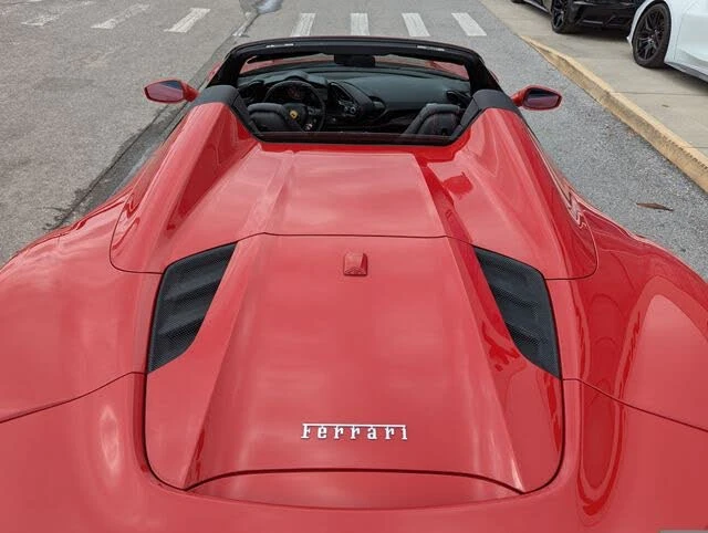 2018 Ferrari 488 Spider - Image 11 of 31
