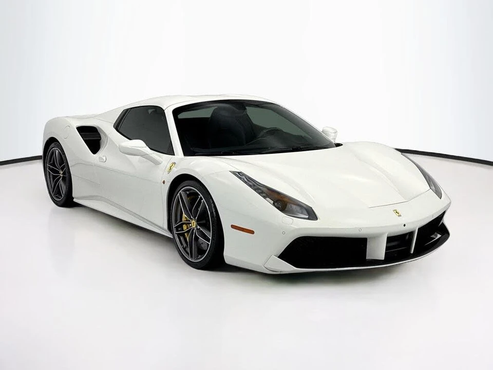 2018 Ferrari 488 Spider - Image 11 of 31