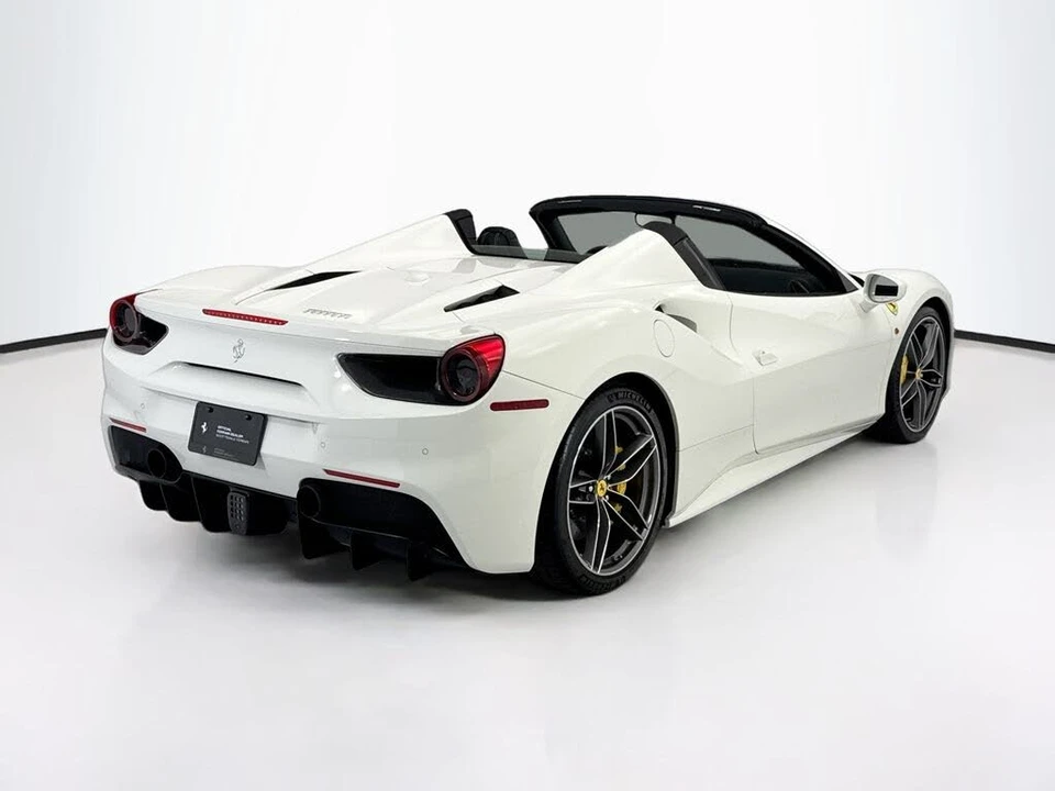 2018 Ferrari 488 Spider - Image 5 of 31
