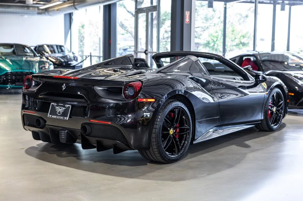 2018 Ferrari 488 Spider - Image 6 of 31