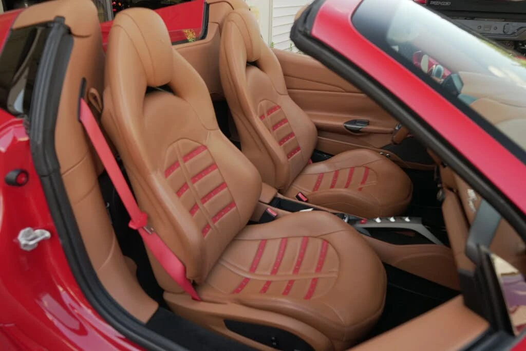 2018 Ferrari 488 Spider - Image 10 of 28