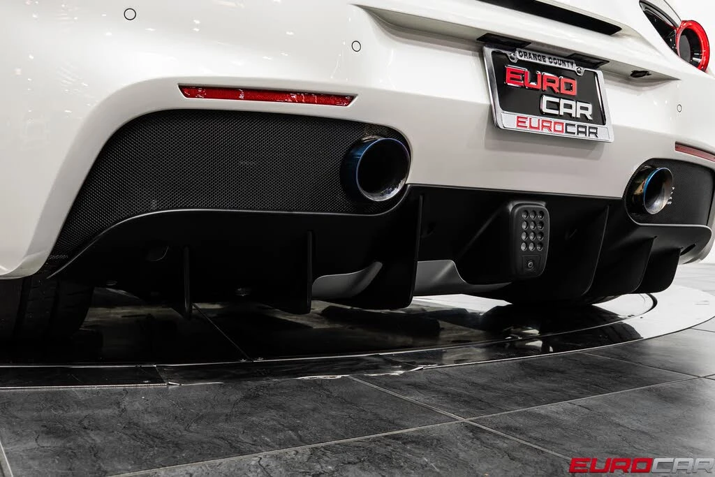 2018 Ferrari 488 Spider - Image 31 of 31