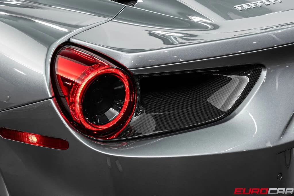 2018 Ferrari 488 Spider - Image 25 of 31