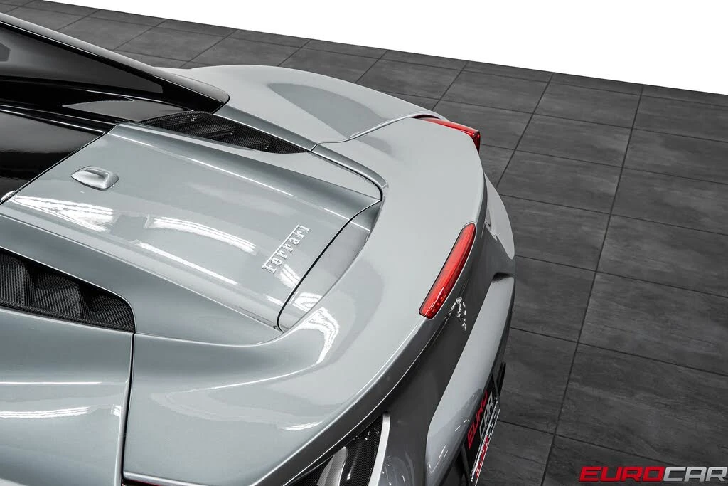 2018 Ferrari 488 Spider - Image 23 of 31