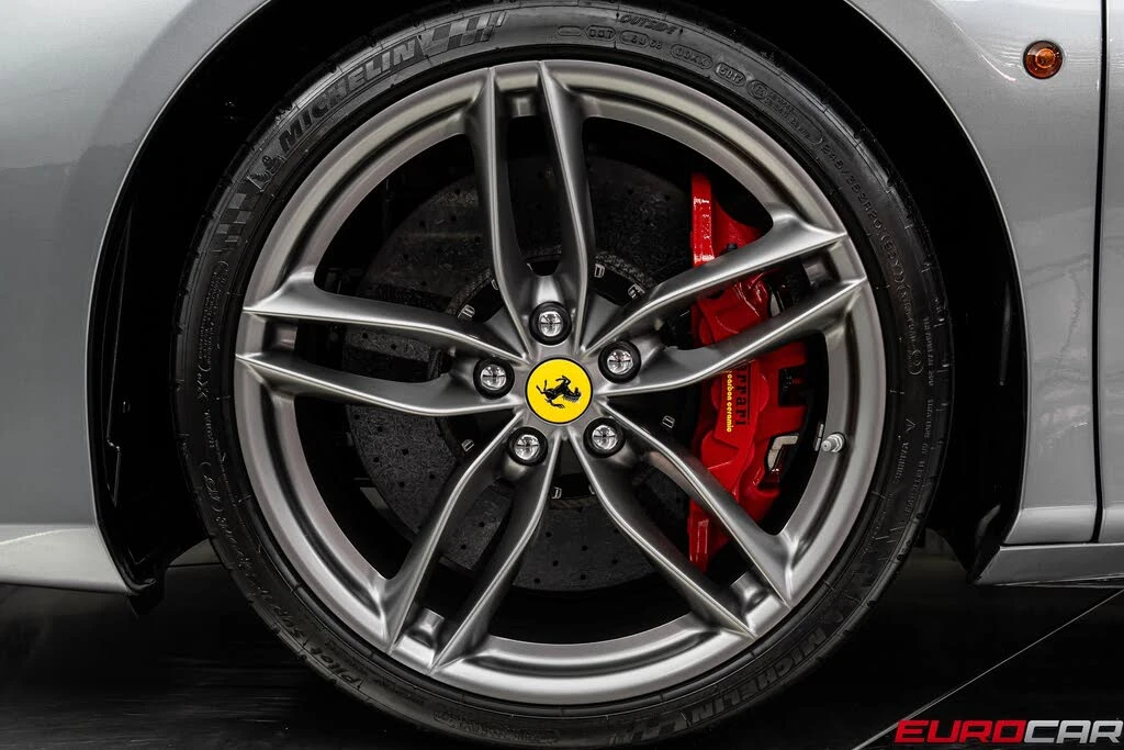 2018 Ferrari 488 Spider - Image 29 of 31
