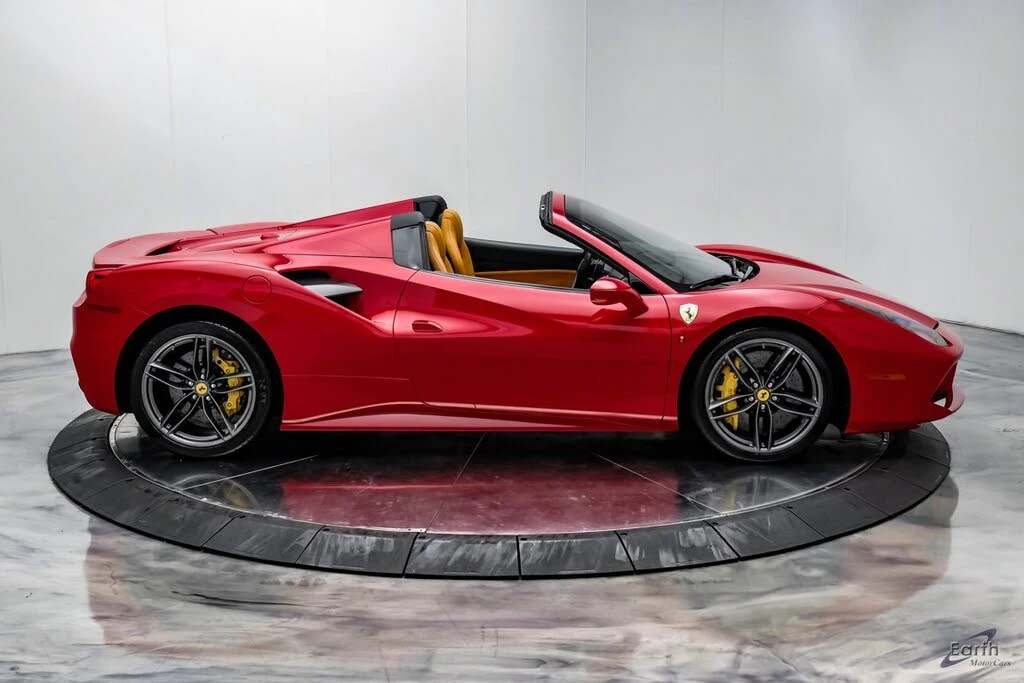 2018 Ferrari 488 Spider - Image 25 of 31