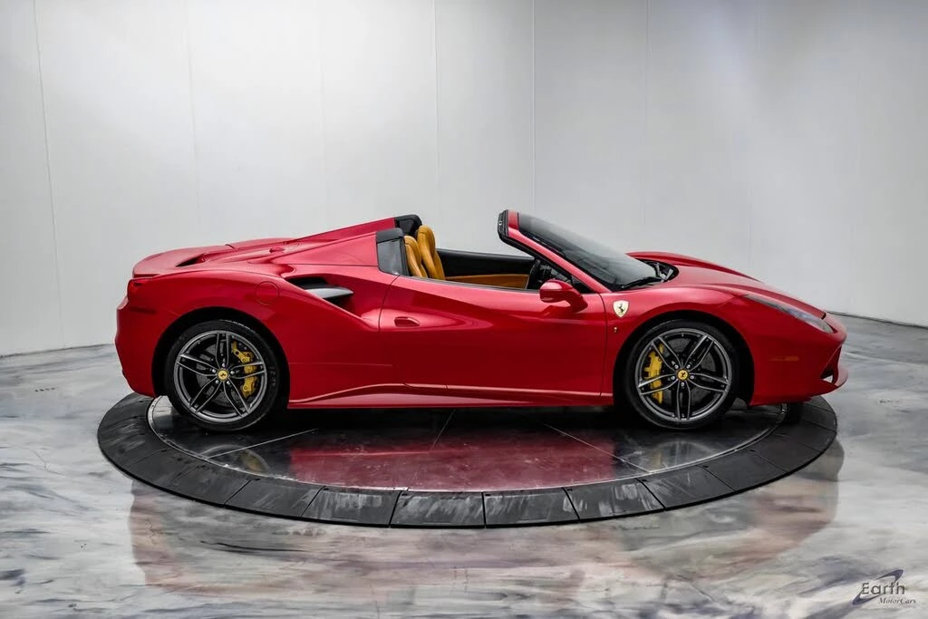 2018 Ferrari 488 Spider - Image 27 of 31