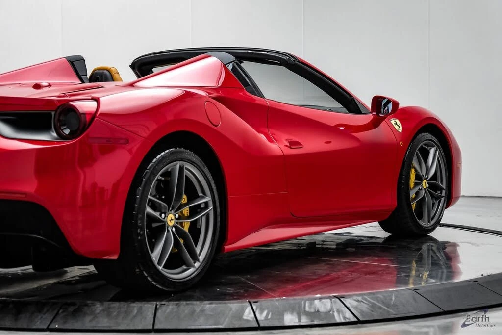 2018 Ferrari 488 Spider - Image 24 of 31