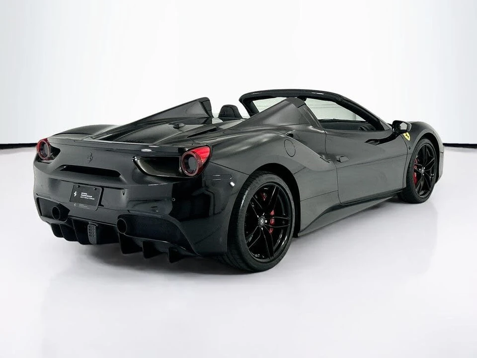 2018 Ferrari 488 Spider - Image 5 of 31