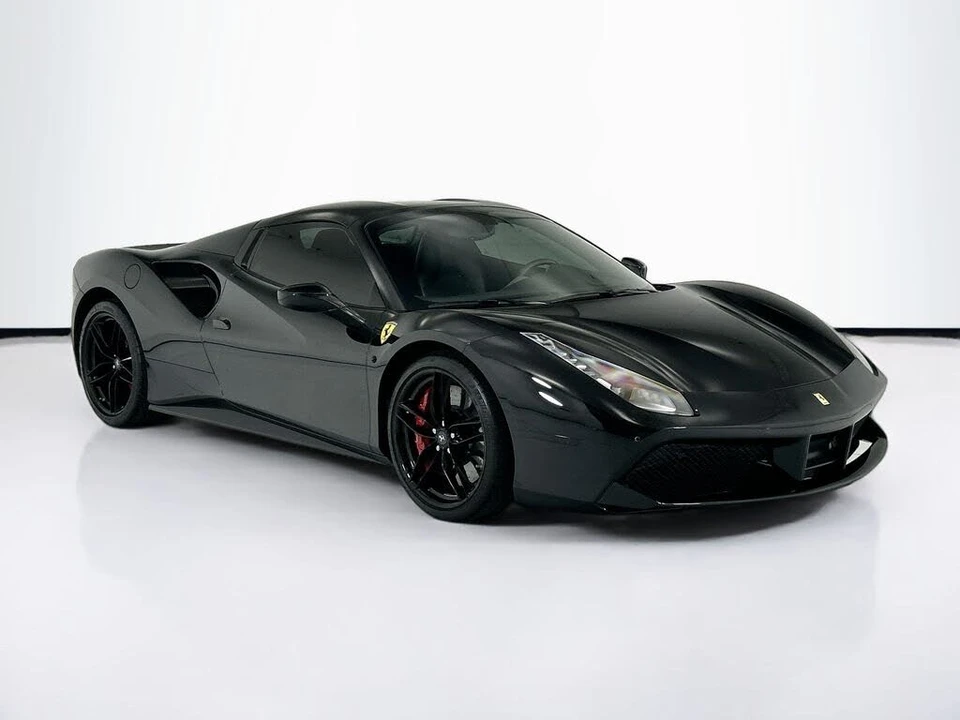 2018 Ferrari 488 Spider - Image 11 of 31