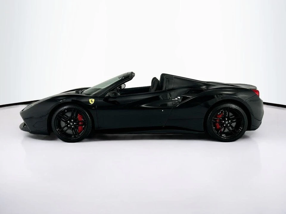 2018 Ferrari 488 Spider - Image 8 of 31