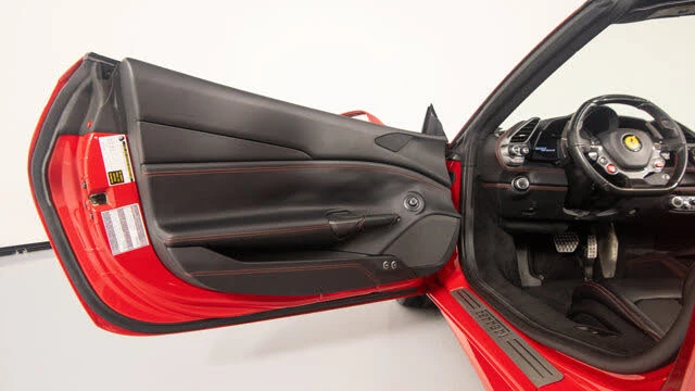 2018 Ferrari 488 Spider - Image 19 of 20