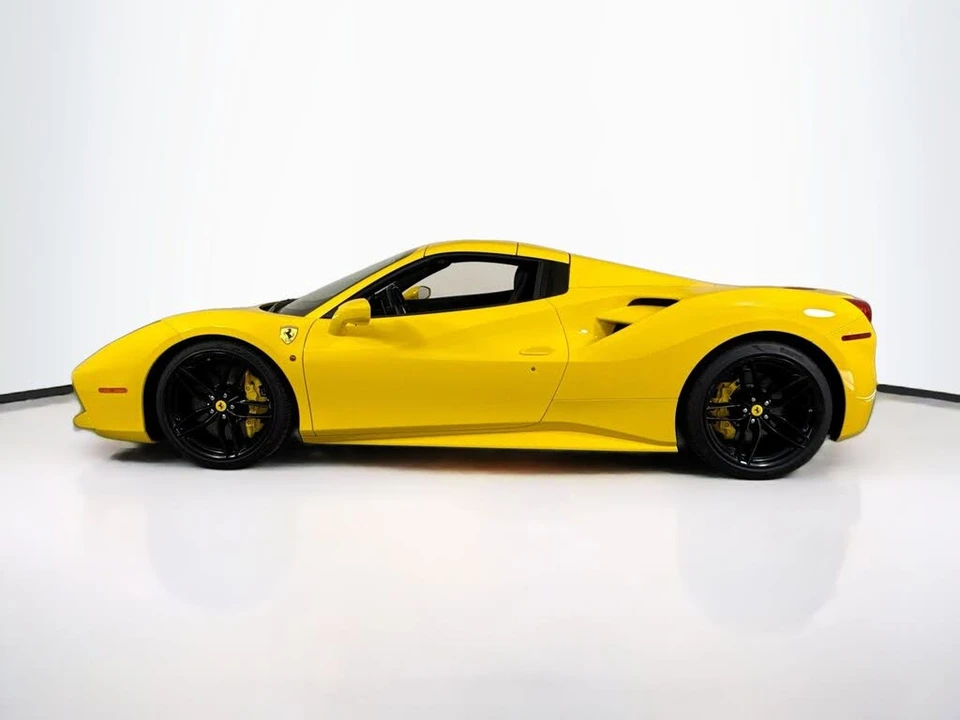 2018 Ferrari 488 Spider - Image 4 of 6