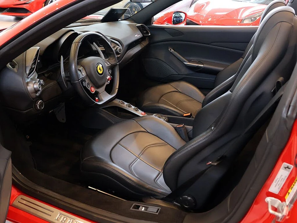 2018 Ferrari 488 Spider - Image 4 of 31