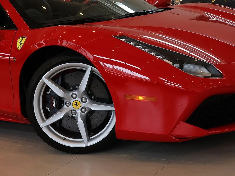 2018 Ferrari 488 Spider - Image 9 of 31