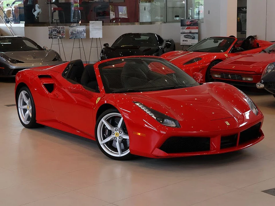 2018 Ferrari 488 Spider - Image 7 of 31