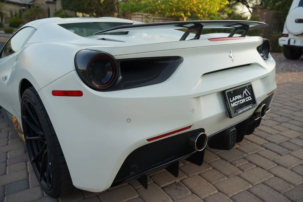 2018 Ferrari 488 Spider - Image 11 of 31