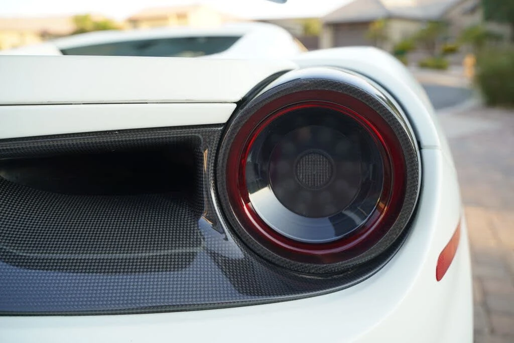 2018 Ferrari 488 Spider - Image 14 of 31