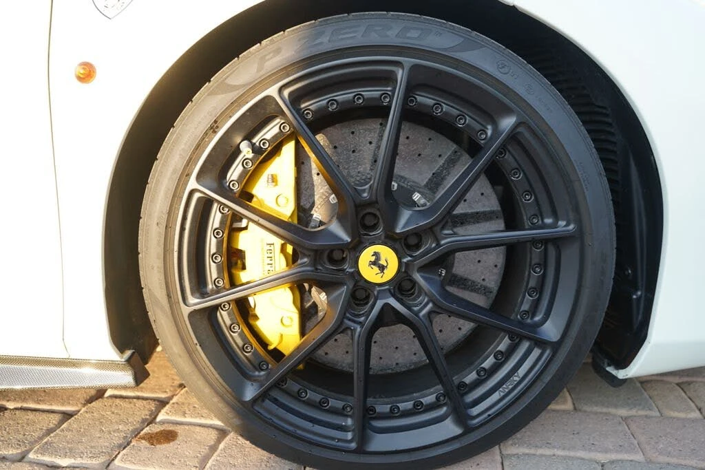 2018 Ferrari 488 Spider - Image 24 of 31