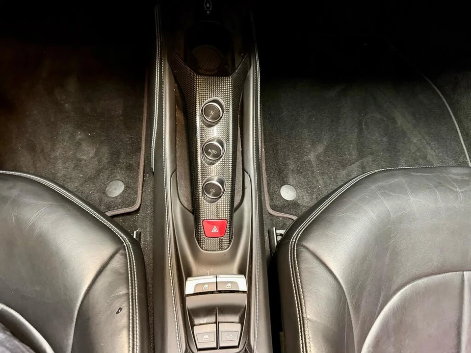 2018 Ferrari 488 Spider - Image 26 of 31