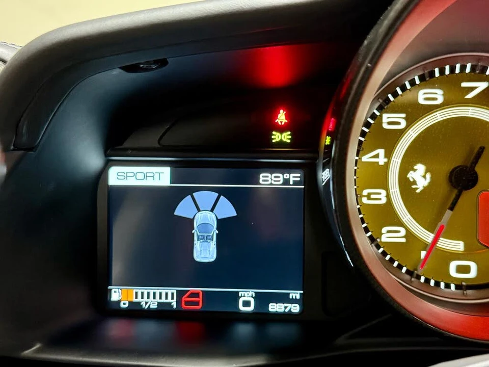 2018 Ferrari 488 Spider - Image 24 of 31