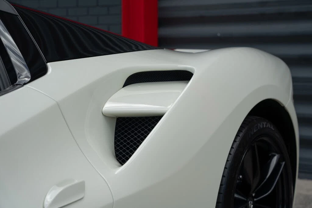 2018 Ferrari 488 Spider - Image 11 of 31