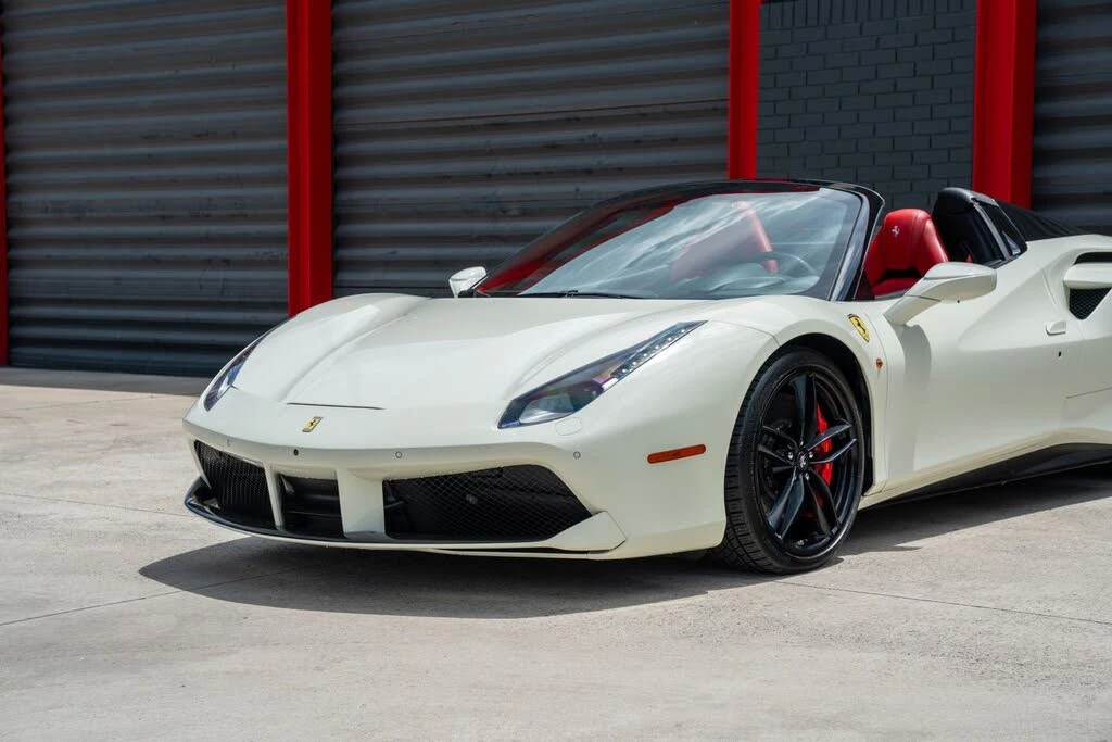 2018 Ferrari 488 Spider - Image 16 of 31