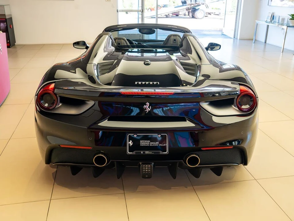 2018 Ferrari 488 Spider - Image 5 of 31