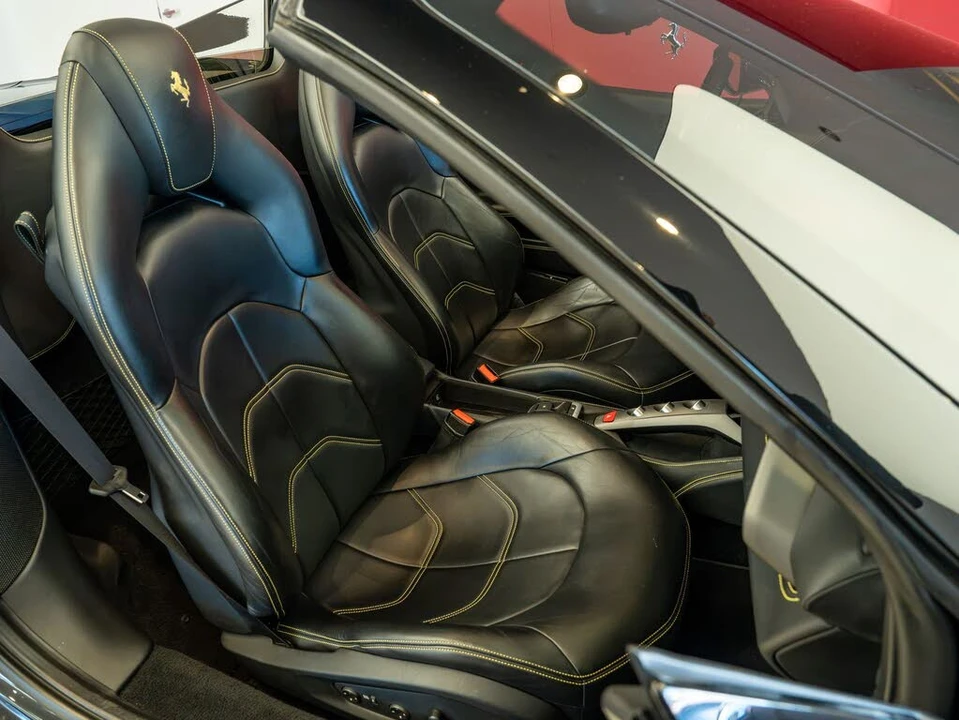 2018 Ferrari 488 Spider - Image 19 of 31