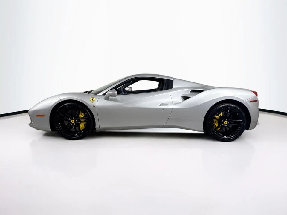 2018 Ferrari 488 Spider - Image 4 of 6
