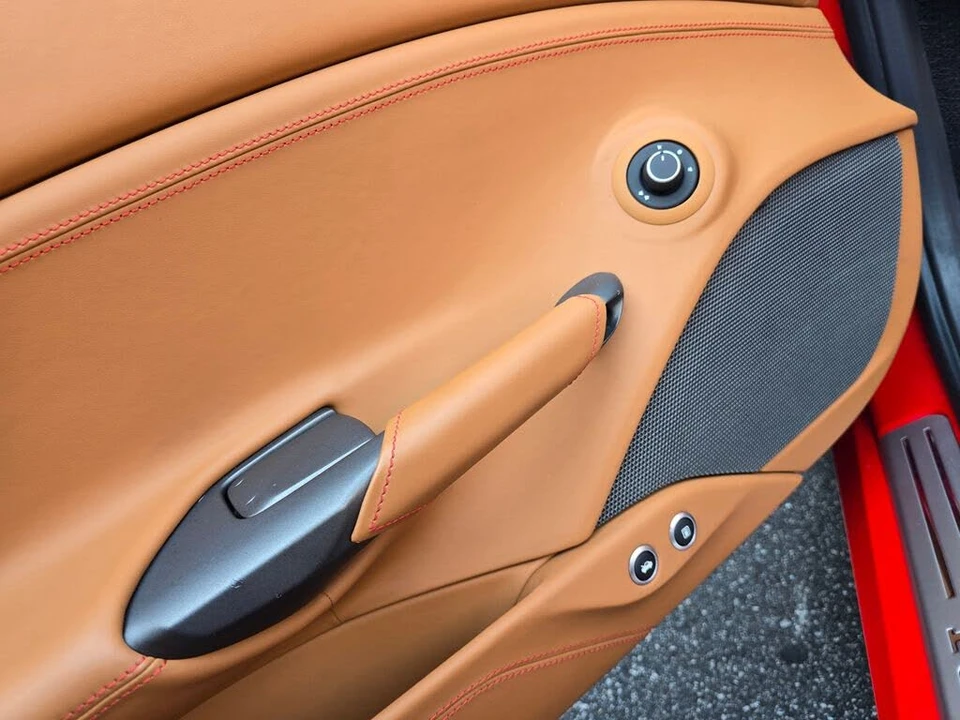 2018 Ferrari 488 Spider - Image 24 of 31