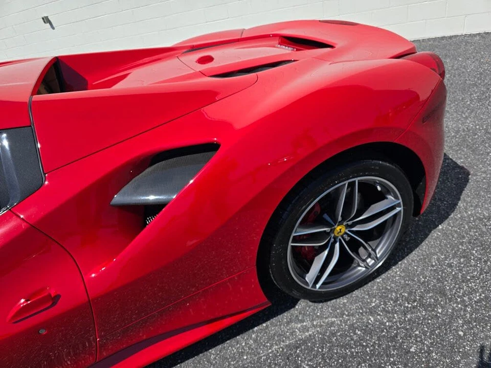2018 Ferrari 488 Spider - Image 12 of 31