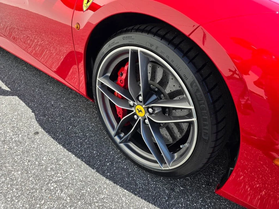2018 Ferrari 488 Spider - Image 20 of 31
