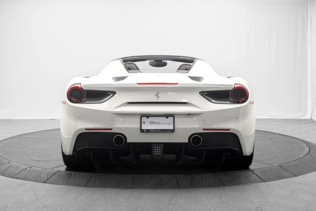 2018 Ferrari 488 Spider - Image 4 of 31