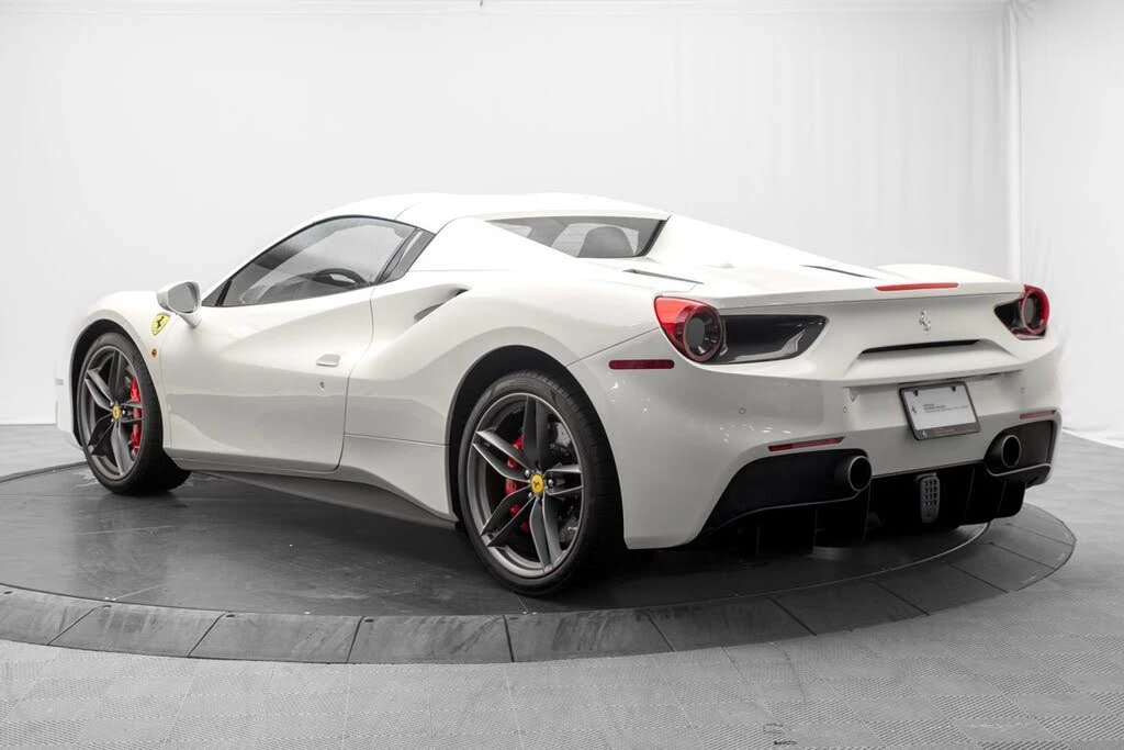 2018 Ferrari 488 Spider - Image 13 of 31