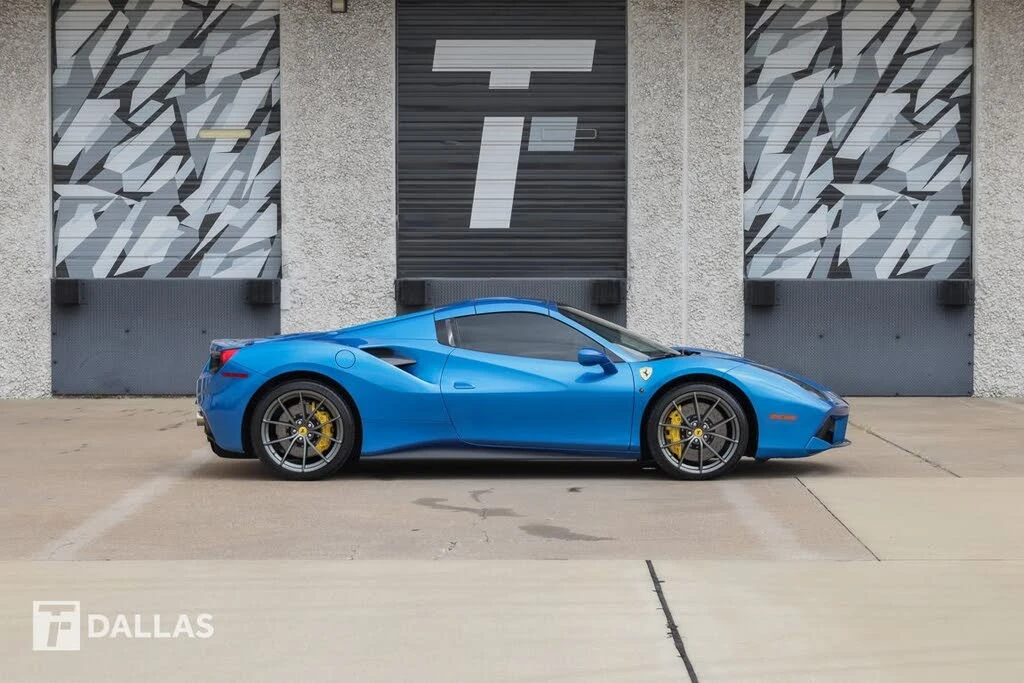 2018 Ferrari 488 Spider - Image 17 of 31